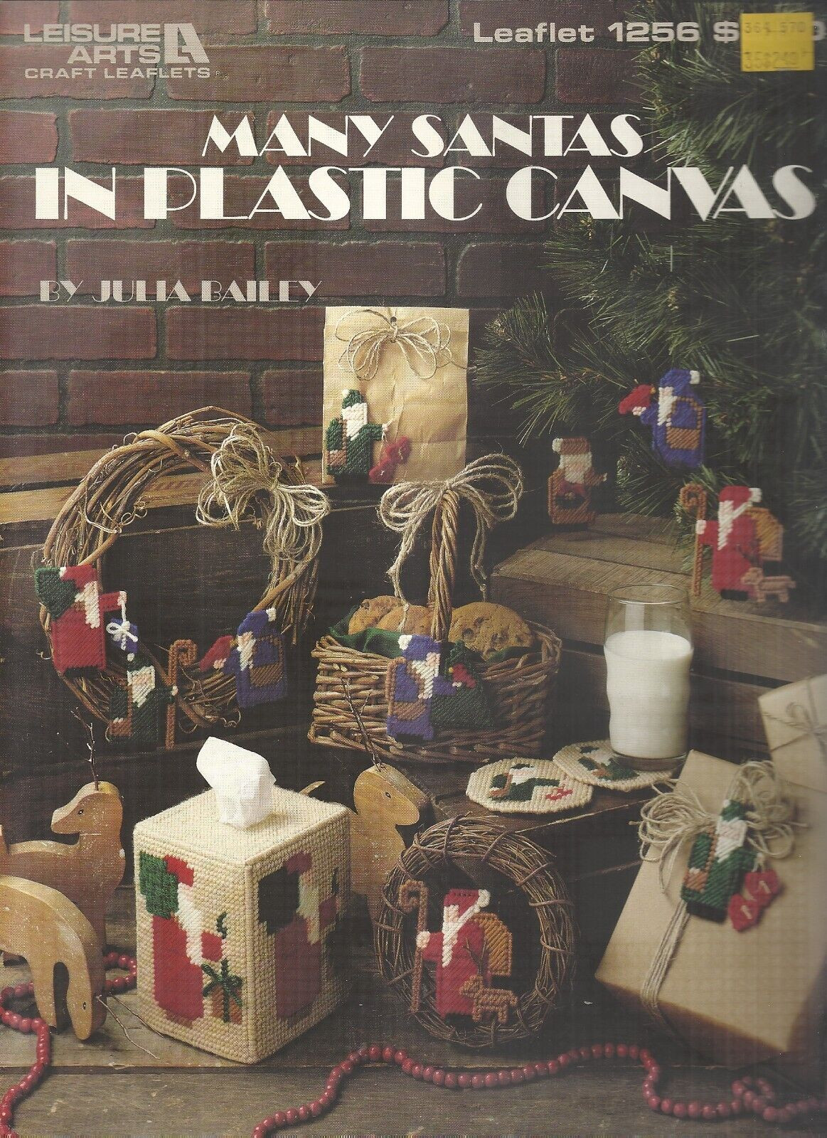 LEISURE ARTS MANY SANTAS IN PLASTIC CANVAS PATTERN LEAFLET #1256 ©1990
