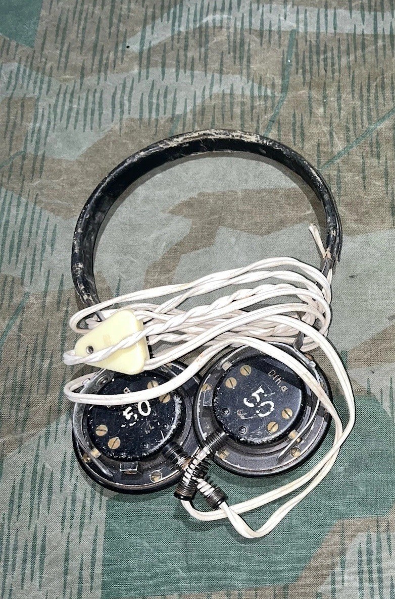 WW2 German Wehrmacht 1940’s dfh Dated Panzer Torn EB Radio Headphones Signalman