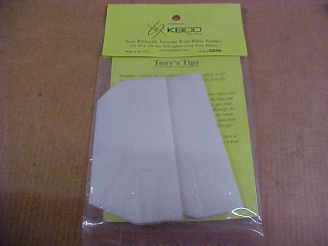 KBDD PEARL WHITE PADDLES - 4256 = FOR 4MM FLYBAR: FITS 90 & 700 SIZE HELICOPTERS