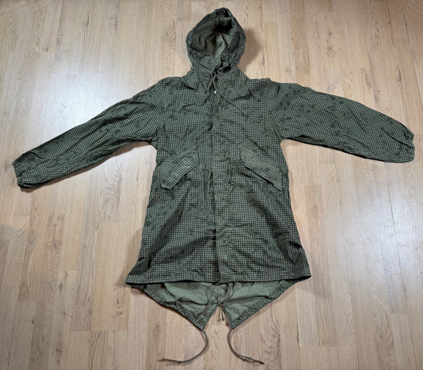 Vintage US Military Parka Jacket Desert Night Camo Storm Gulf War Size Small