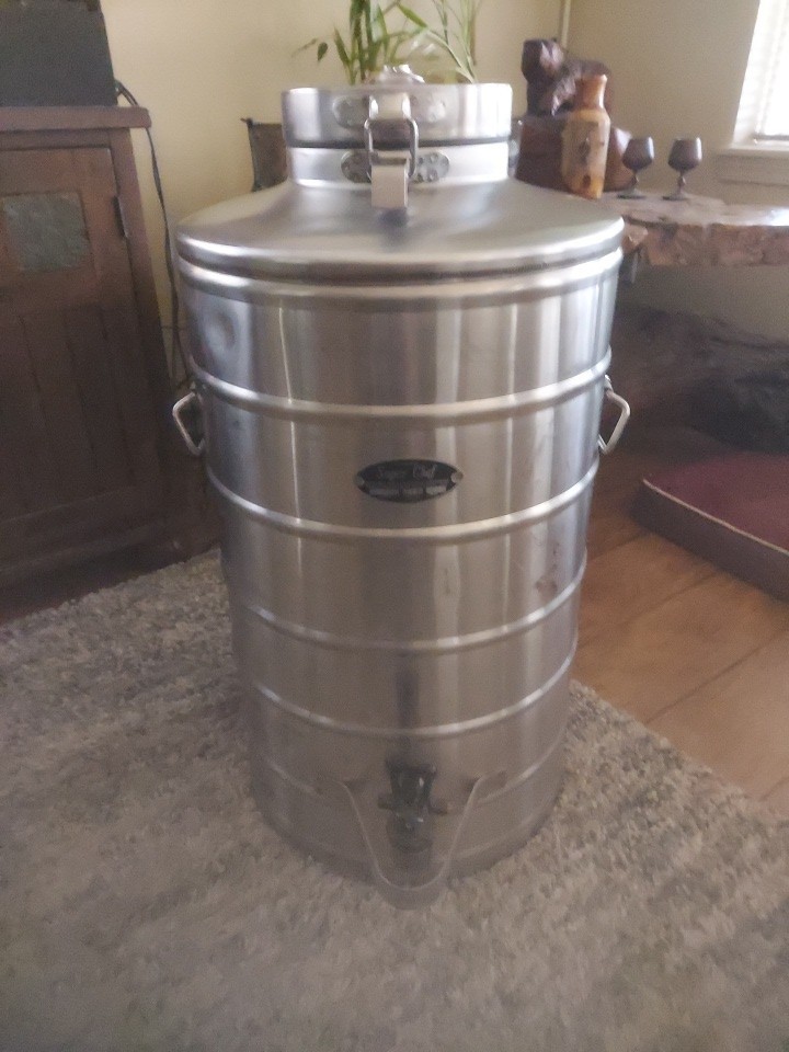 Vintage Super Chef Mil 10 Gallon Insulated Military Beverage Dispenser Container