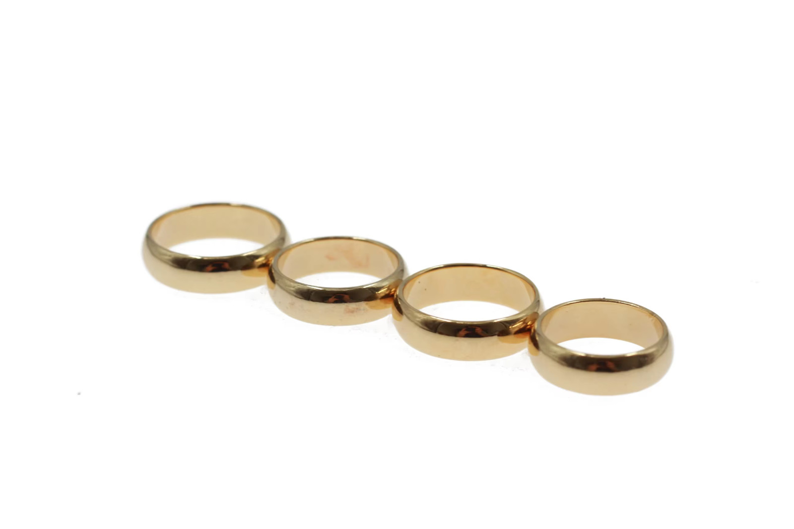 Magic Trick Magnetic Ring Vanishing Tricks Gold Color T16