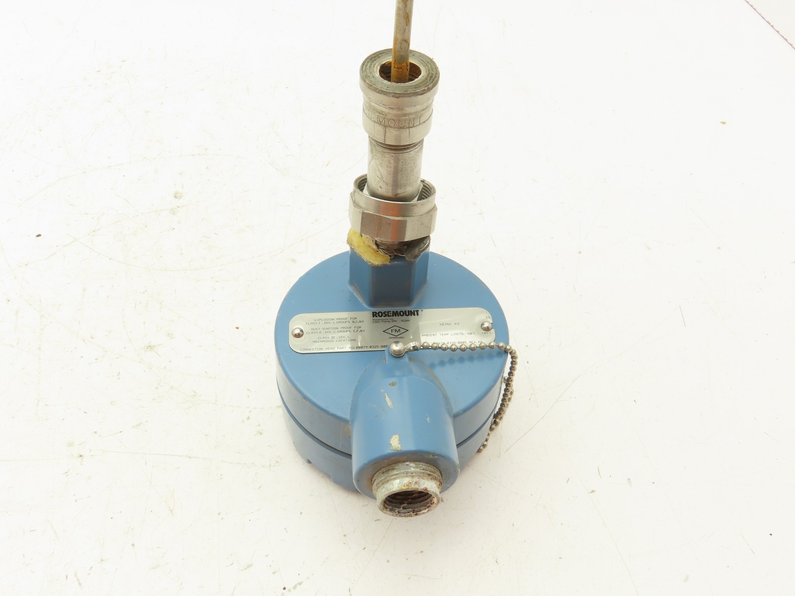 Rosemount 68 Temperature Sensor 8" Probe CM5-TE-1303 Explosion Proof Head