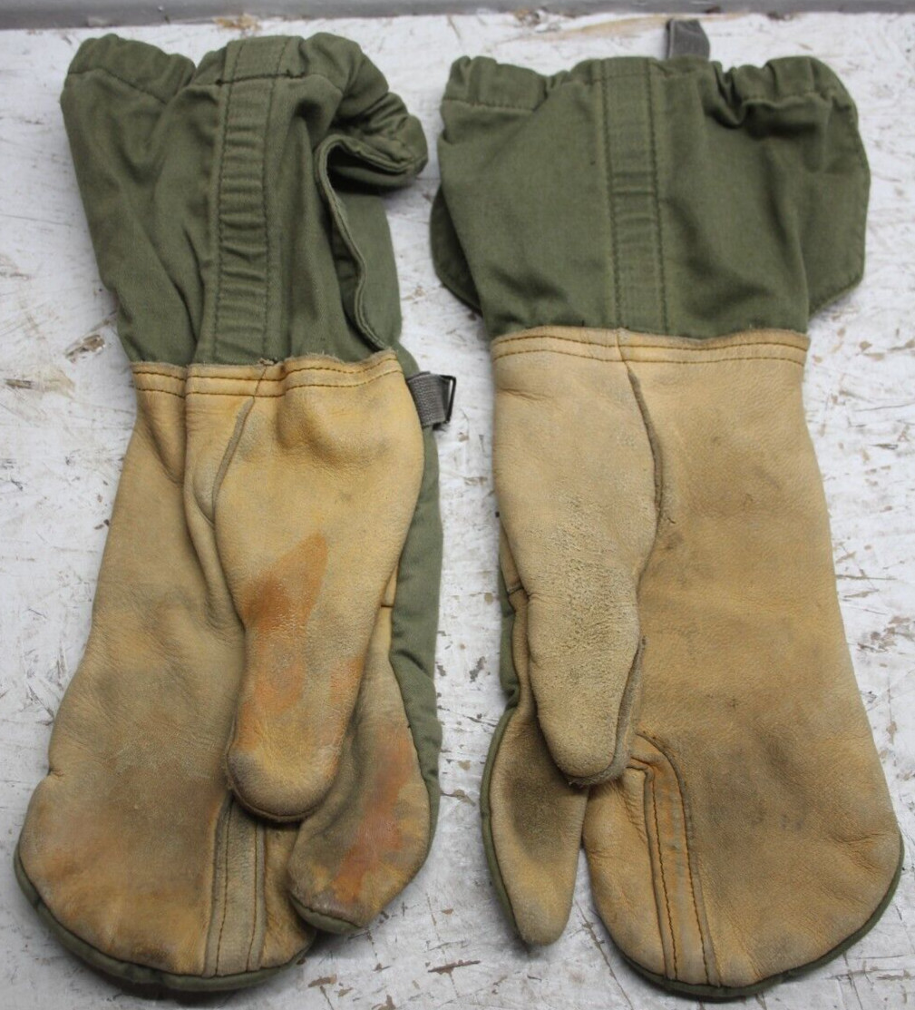 US Army Medium M-1965 Leather Trigger Finger Cold Mittens Gloves M65 Shells