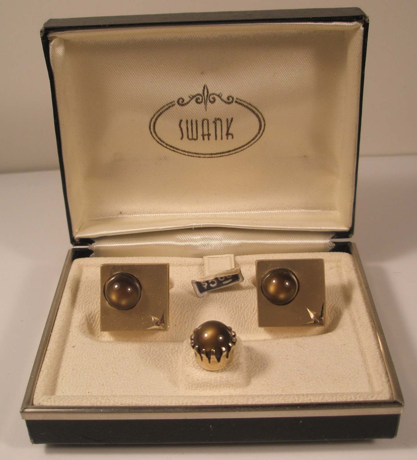 Gold Tone Cabochon SWANK Vintage Cuff Links & Tie Tack set in box