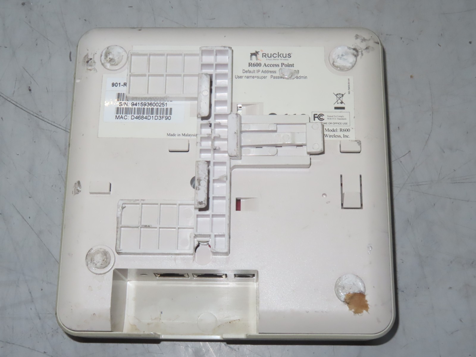 Ruckus 901-R600-US00 Wireless ZoneFlex Access Point PoE