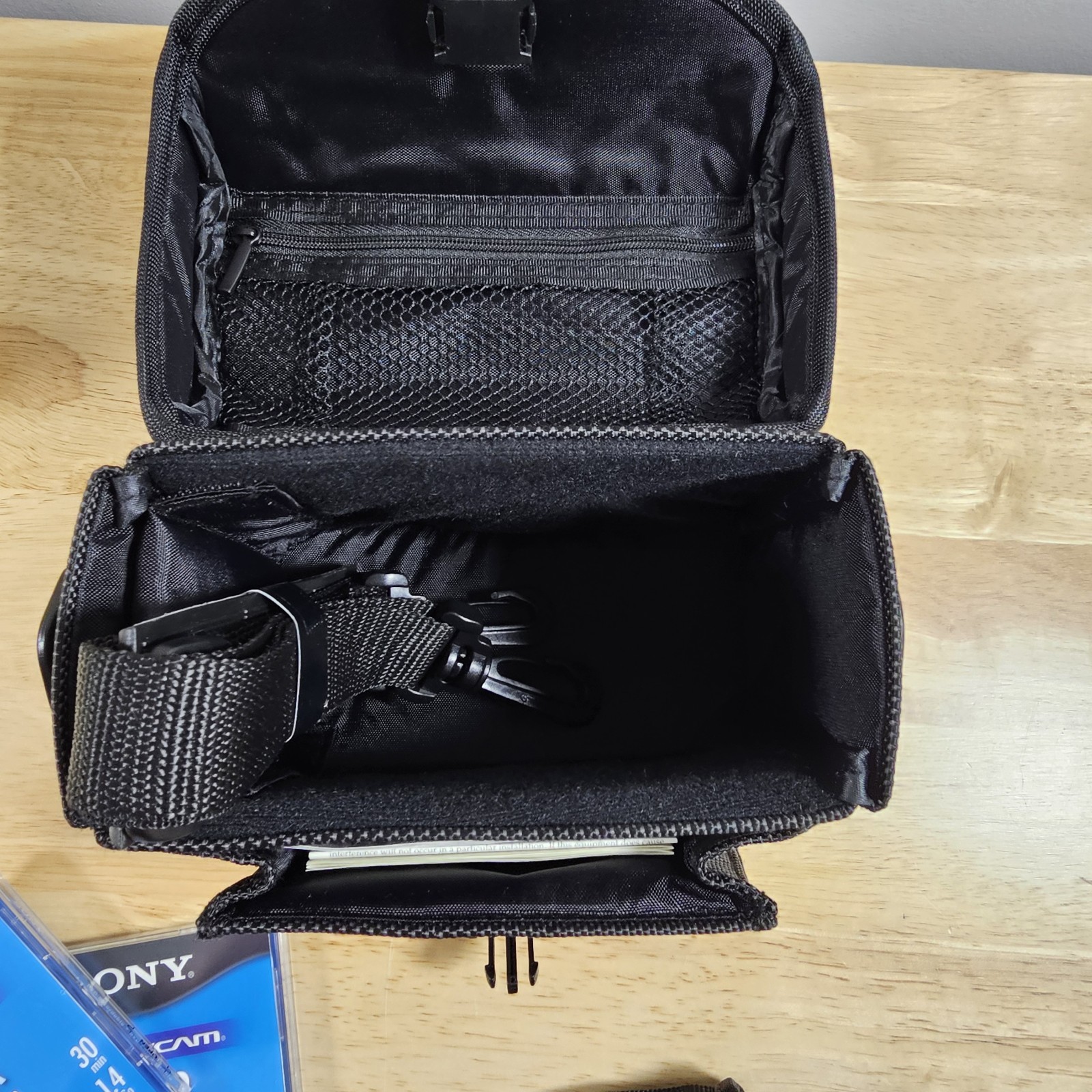 SONY ACC-DVDP2 Accessory Kit.