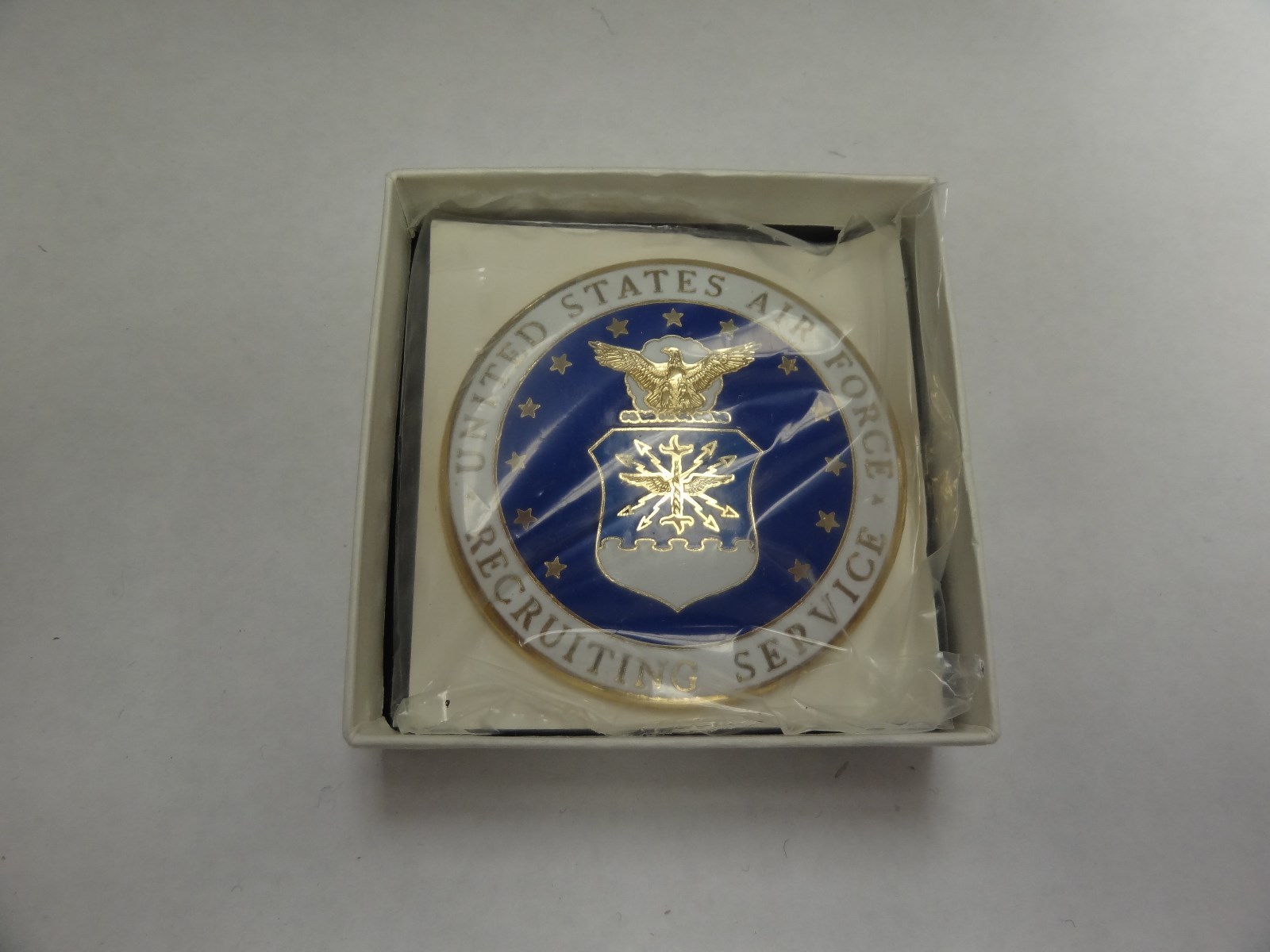 MILITARY INSIGNIA BADGE ID RECRUITING SERVICE US UNITED STATES AIR FORCE OLDER