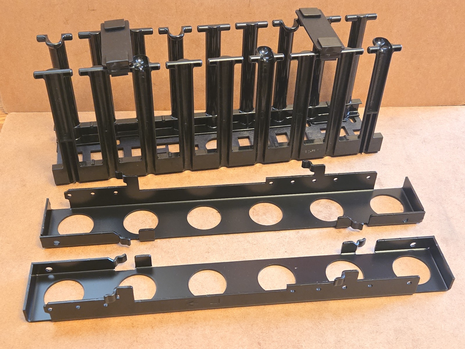 BLACK BOX RM236 Manage-IT Cable Manager Rackmount Vertical Cable Organizer