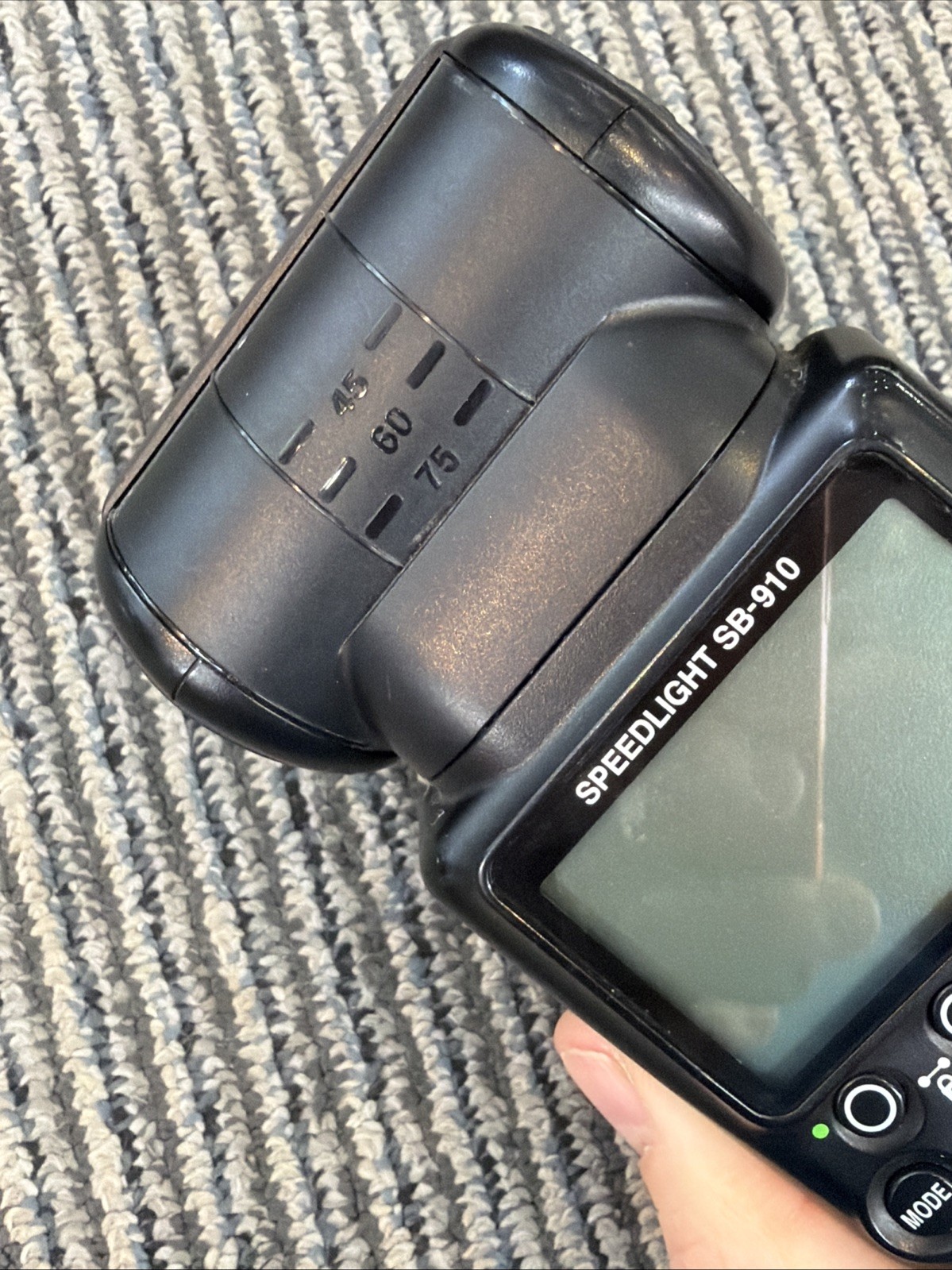 Nikon Speedlight SB-910 Black Shoe Mount Digital Camera Flash