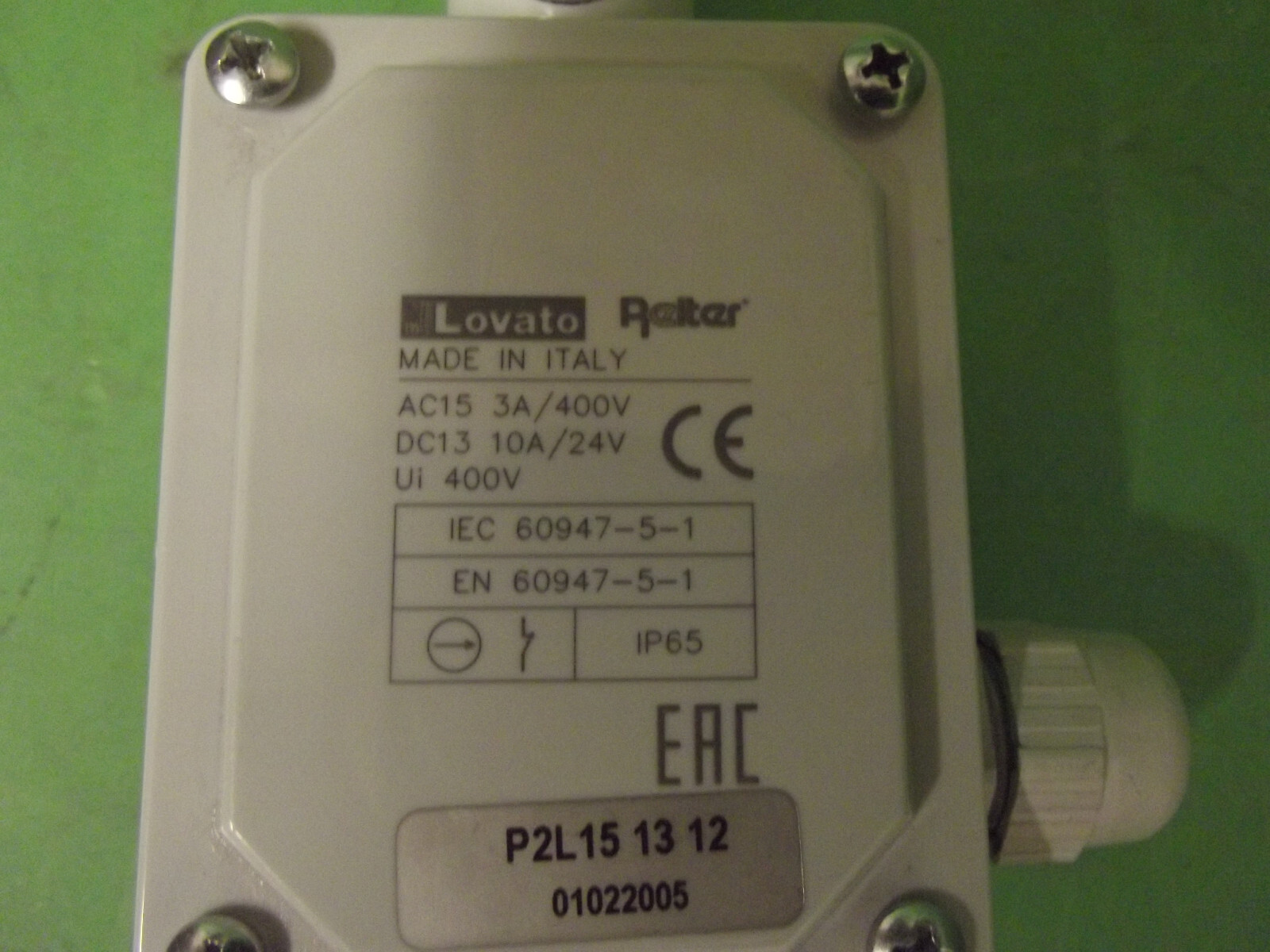 Lovato Pull switch 2Z 2R 120N with a reset button P2L151312