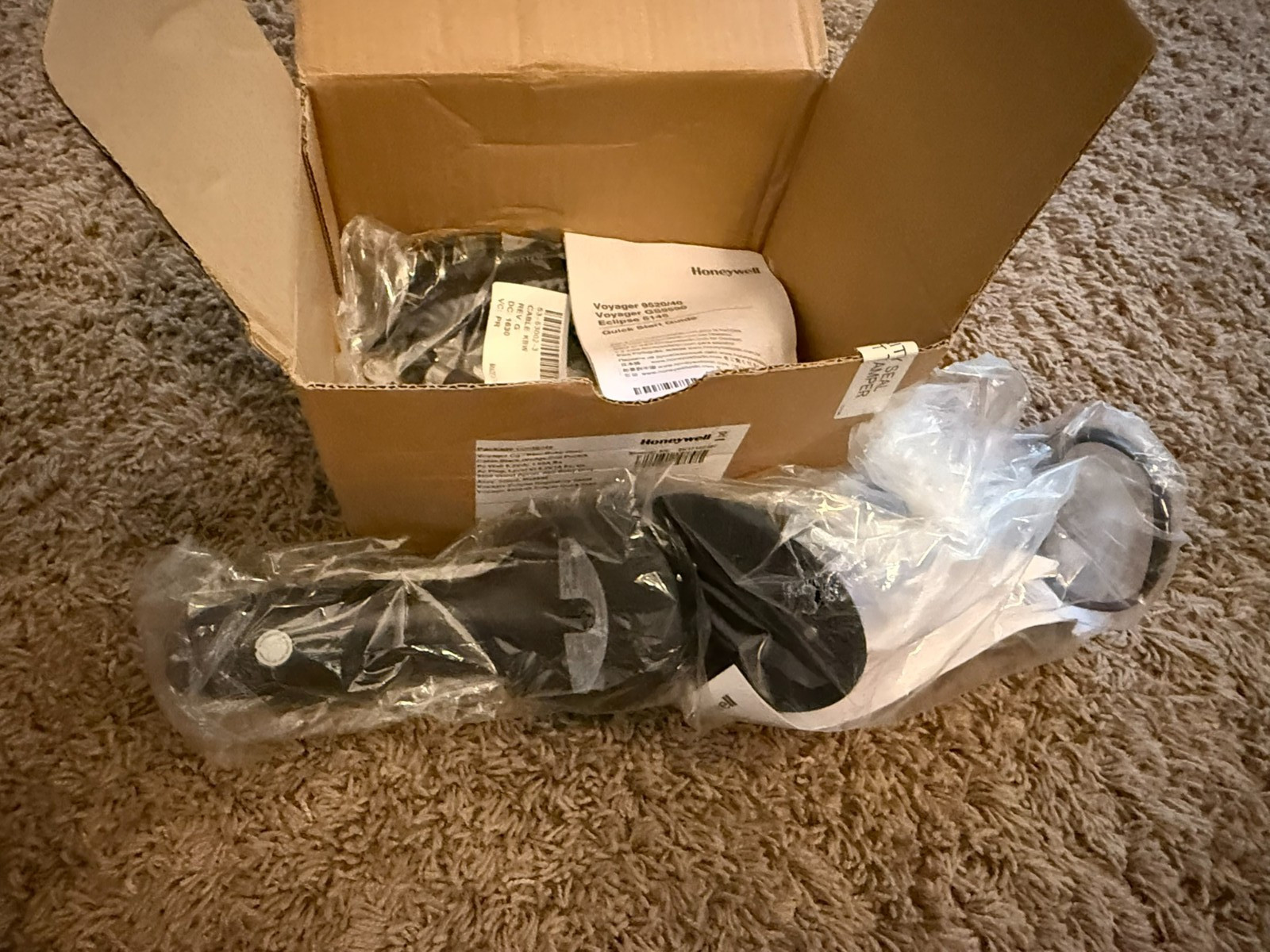 *HONEYWELL* MK9540-32B47-6 Barcode Scanner and Base Open Box