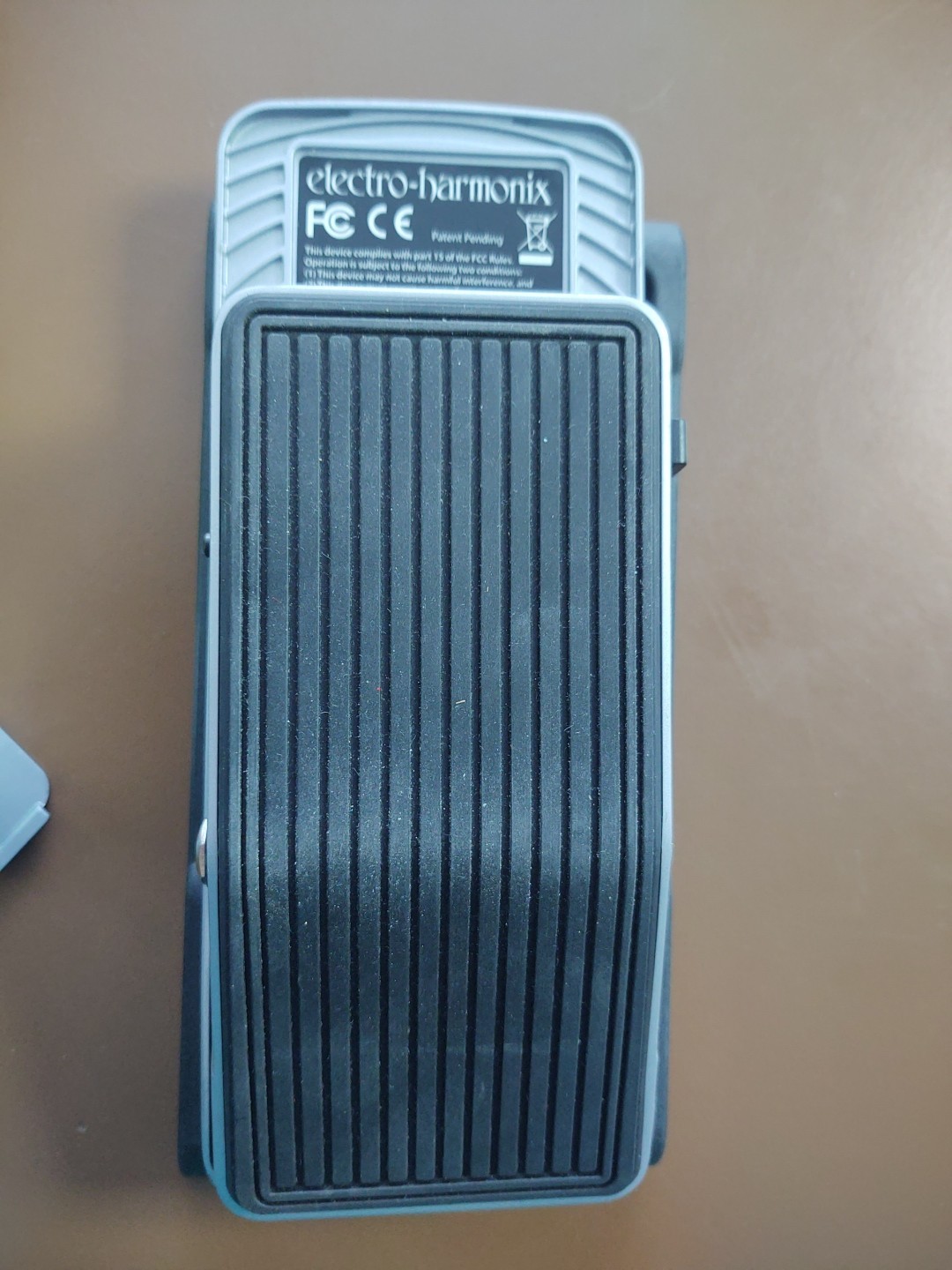 Electro-Harmonix EHX Crying Bass Fuzz Wah Pedal W/ Cradle Bass Guitar Effect