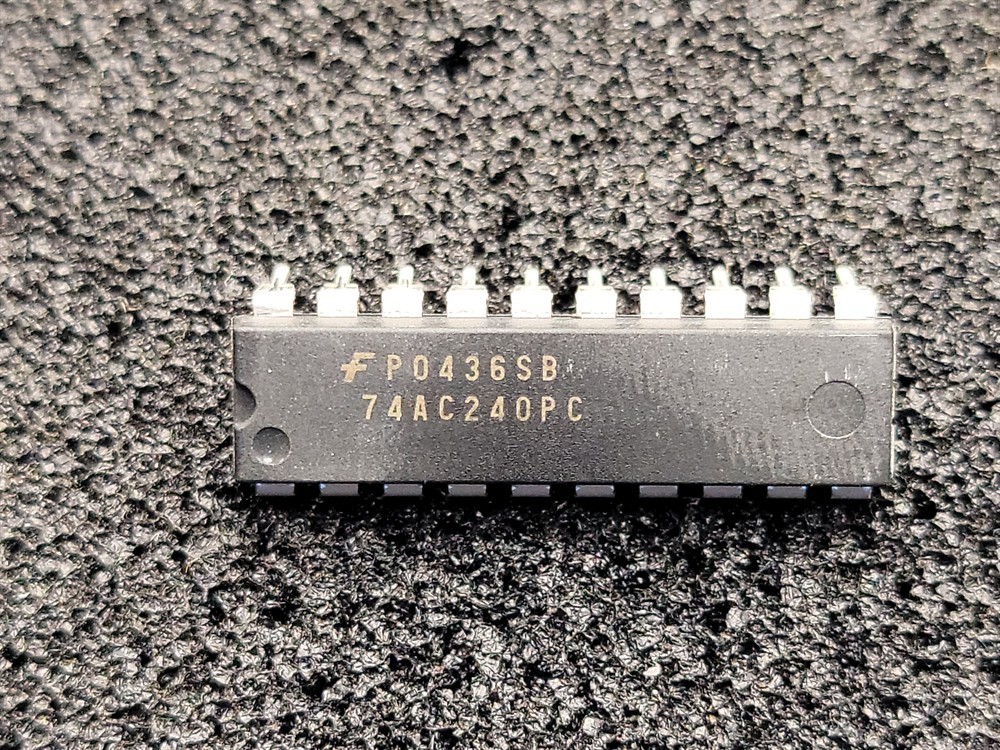 New (97pcs) 74AC240PC FAIRCHILD IC Logic