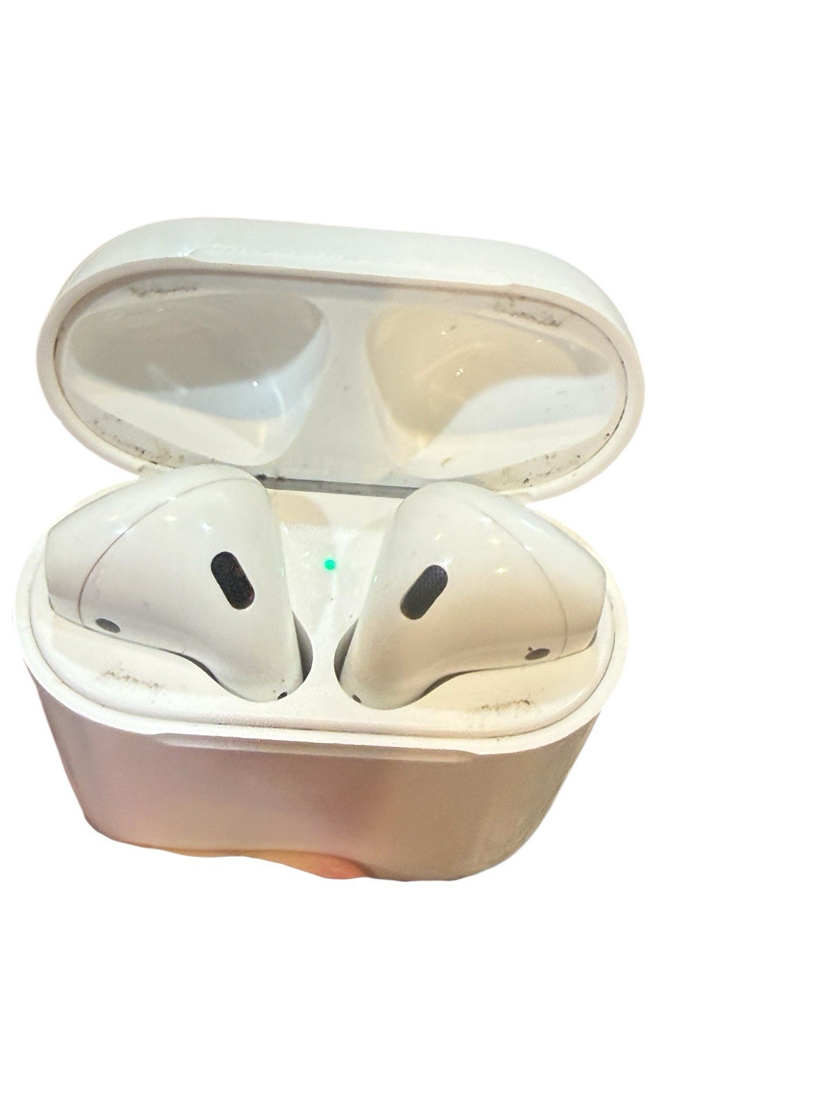 Apple A1602 AirPods 1st Gen with Charging Case -Wireless Headphones - PARTS ONLY