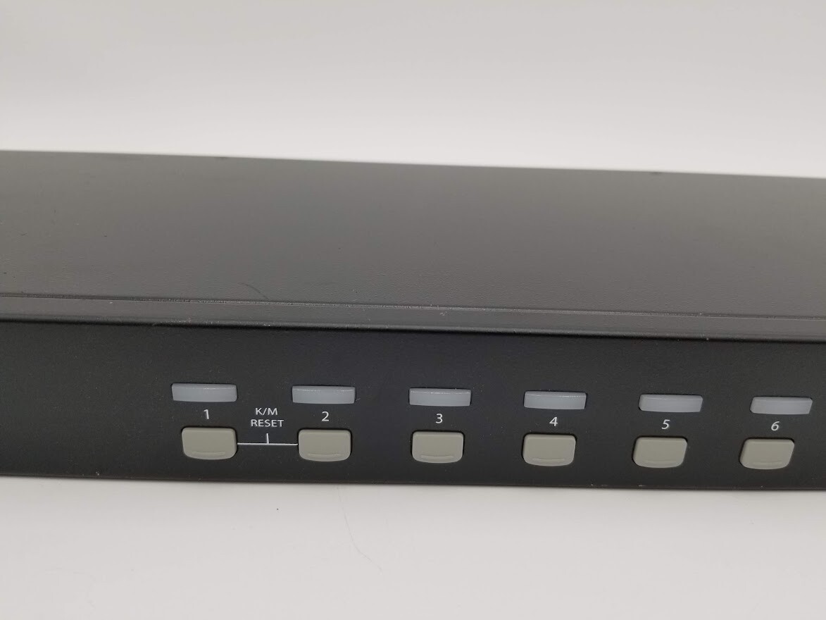StarTech SV831DVIU 1U 8 Port Rackmount Switch