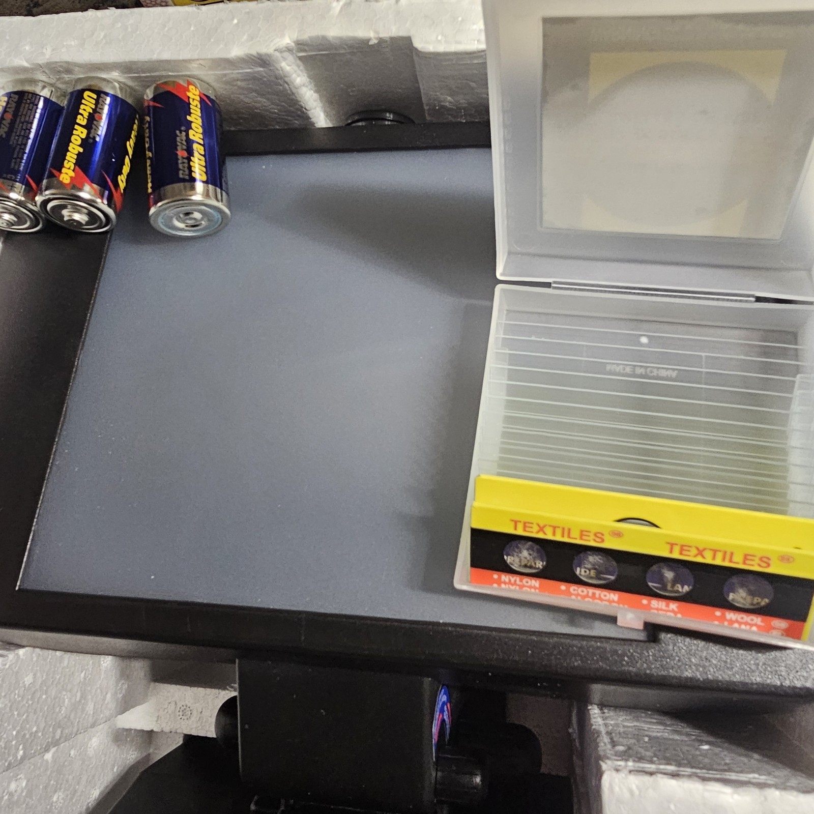 Micro-Science Mega Screen Microscope Set No. 2222 62 Pc Complete 30X 40X 60X 80X