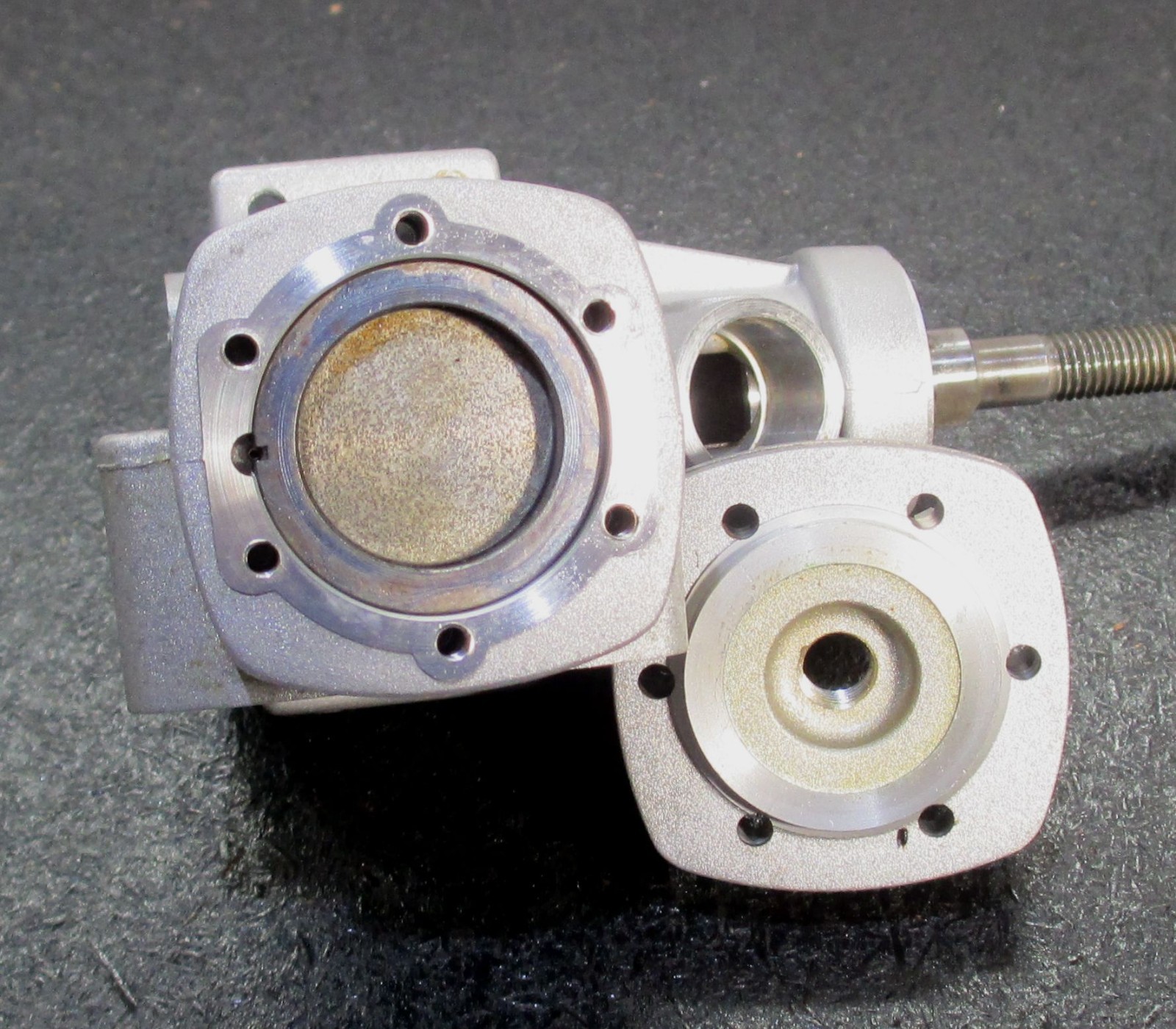 O.S. MAX-25FX 4.07cc 2-Stroke Glow Engine Includes muffler; used for RC airplane