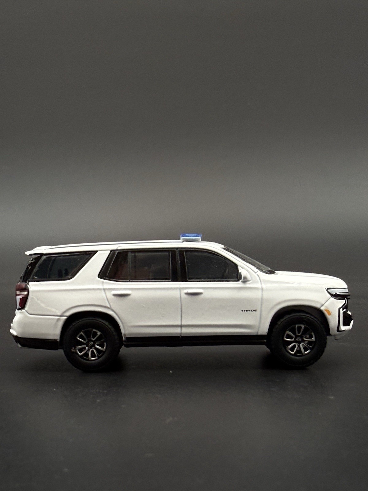 2-Pack 1/64 Scale Model Silver Top Blue LED Style Whelen Lightbar 6402BS