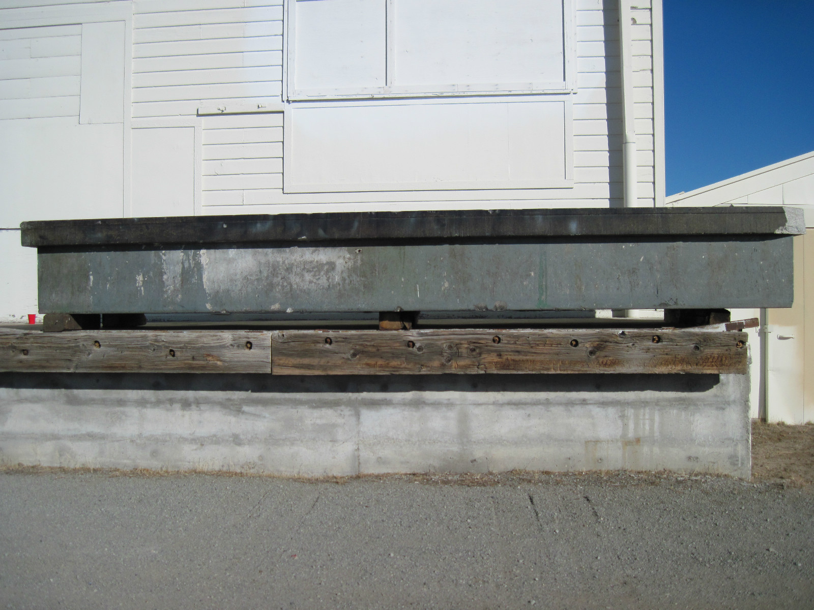 Large Solid Granite Surface Plate - 240" x 72" x 30" - 20' x 6' x 2.5'  -  HUGE!
