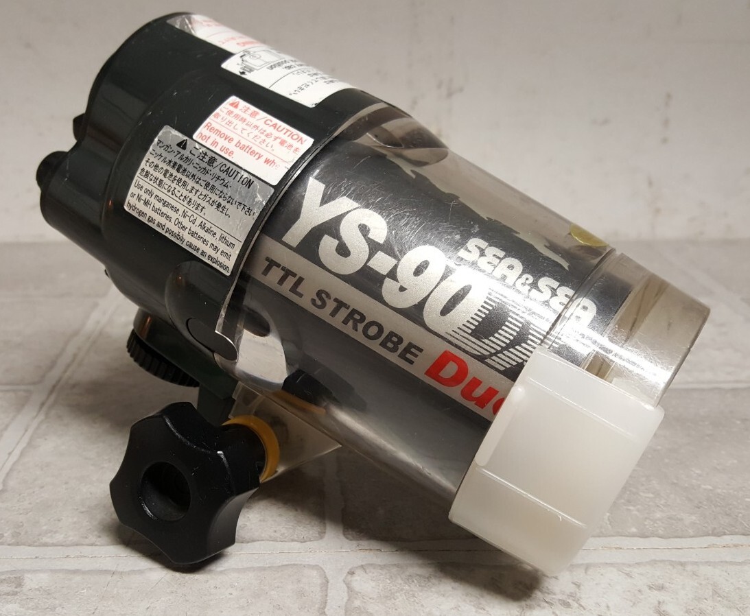 UNTESTED Sea & Sea YS-90DX TTL Strobe Underwater