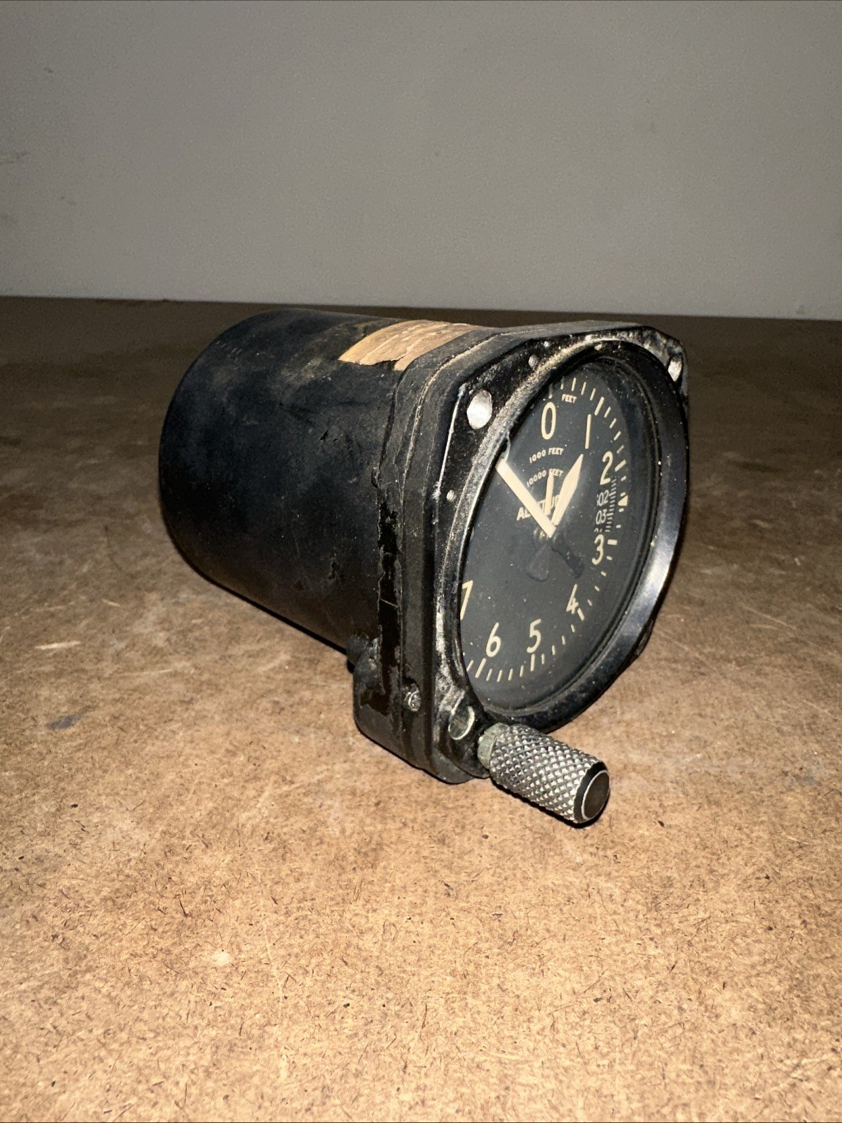 GARWIN MODEL 374B ALTIMETER P/N 22-374-B01