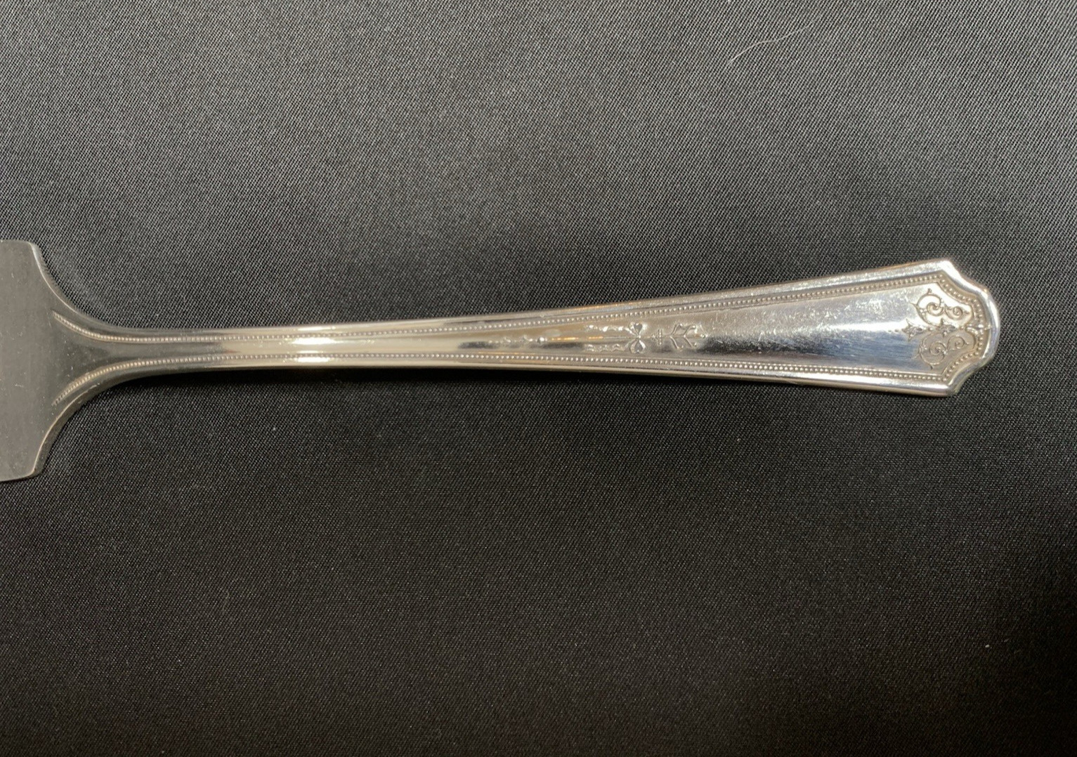 Oneida Vernon Hampton-Thelma Cold Meat Fork Silverplate