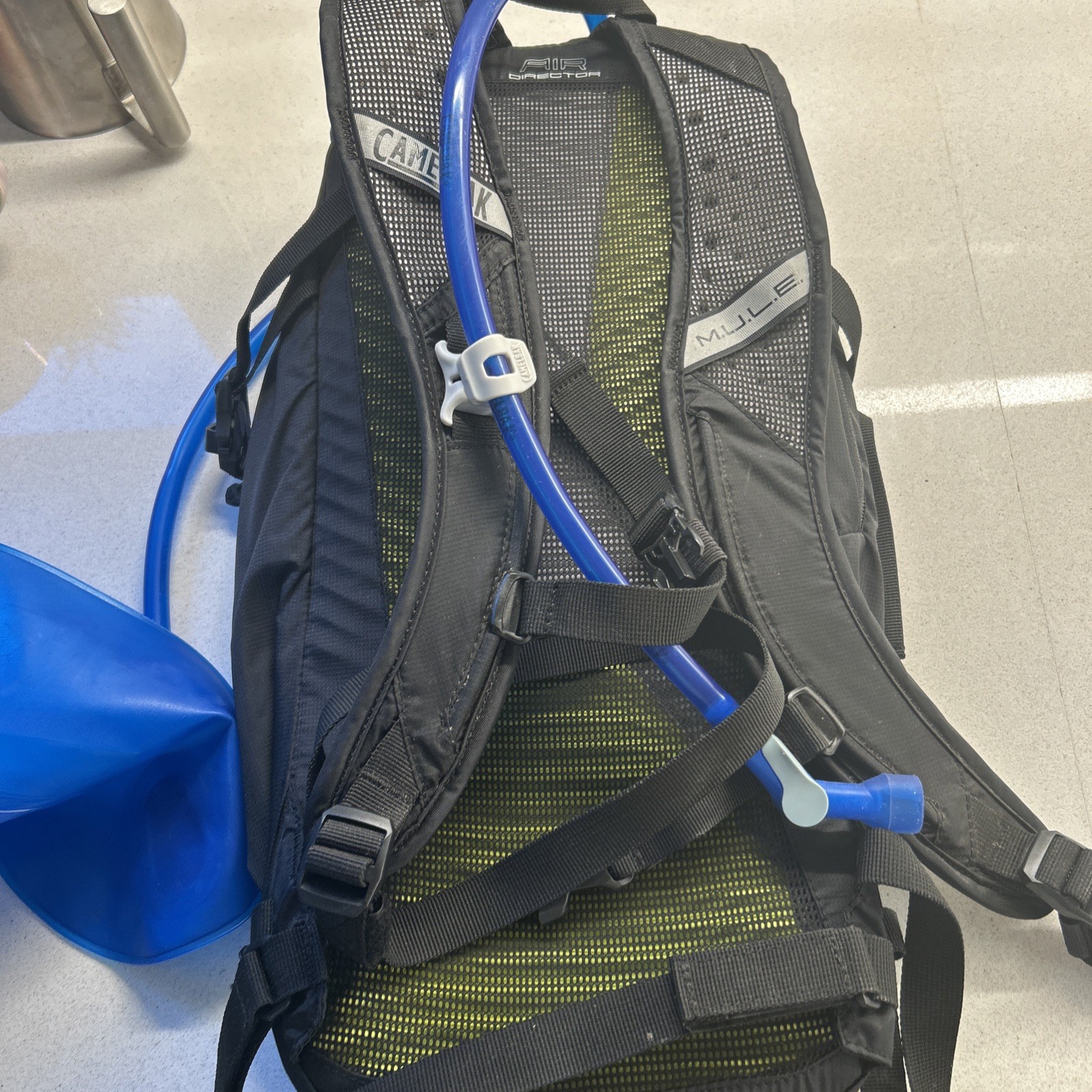 Camelbak MULE 3L 100 Oz. Hydration Backpack Black