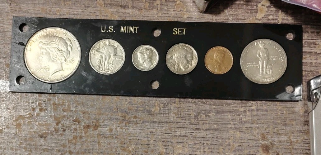 1925 Peace $1 Lexington Commemorativ50¢ Standing 25¢(6 Coin Year Set) High Grade