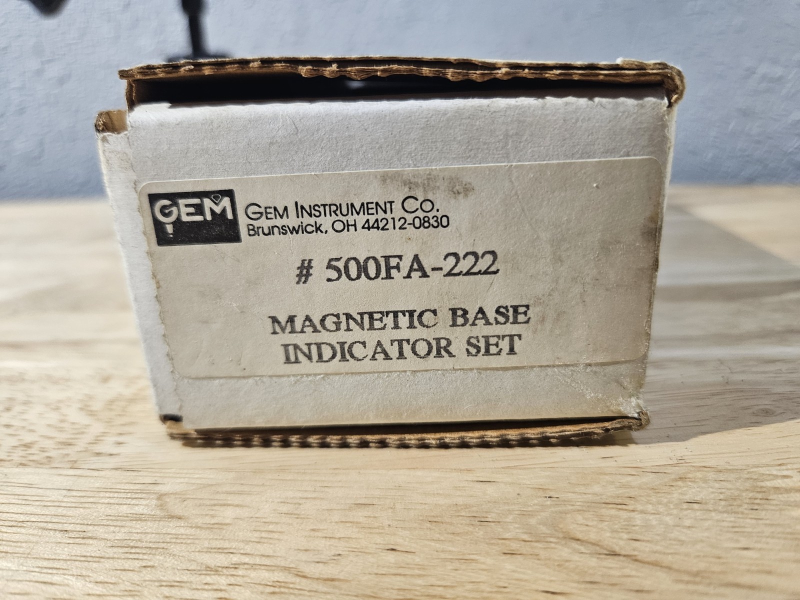 Gem Instrument Co. 500FA-22 Magnetic Base Holder And Pivot Idicator