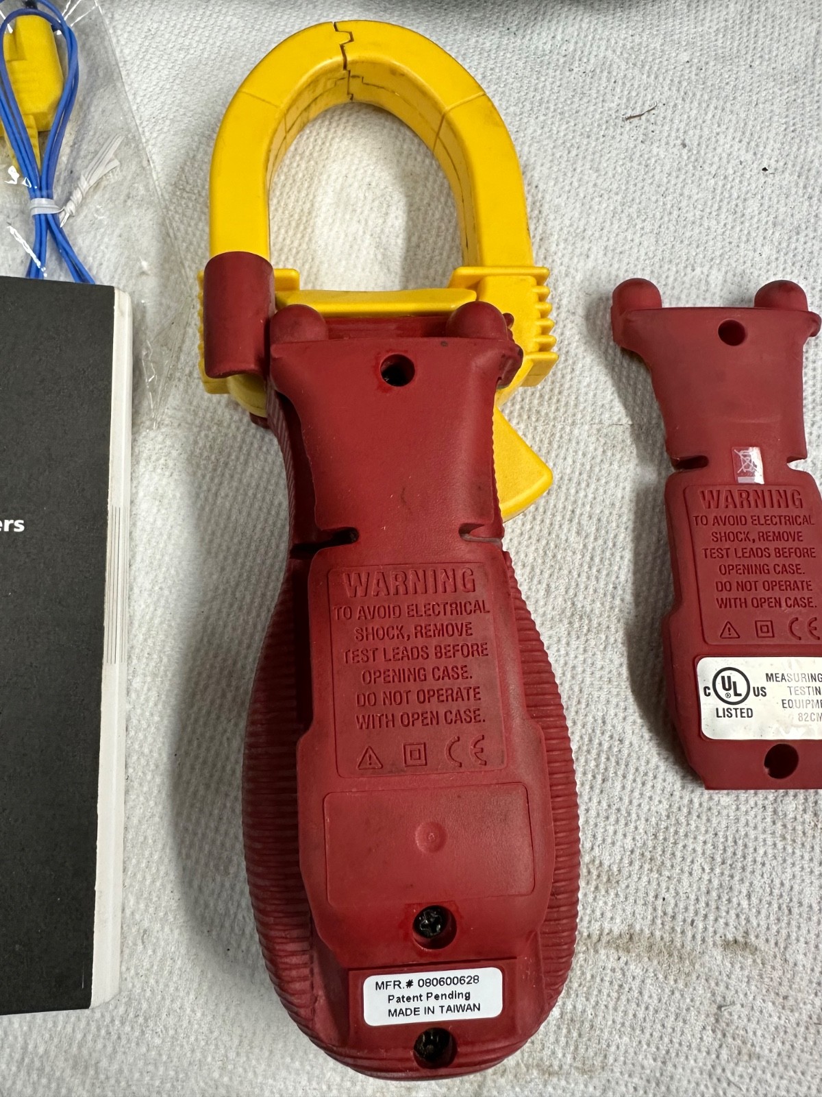 EXTECH 480303 clamp on with leads (bin19)