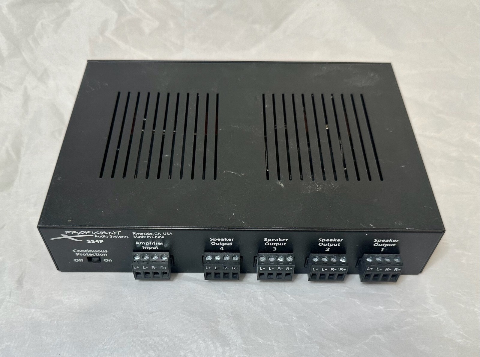Proficient Audio Systems SS4P 4-Way Speaker Selector