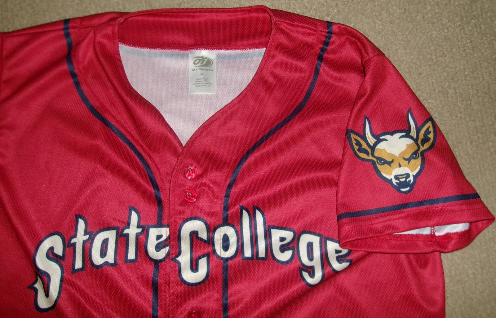 Very Rare AUTHENTIC Heavy STATE COLLEGE SPIKES Red BUTTON-DOWN JERSEY M/Medium