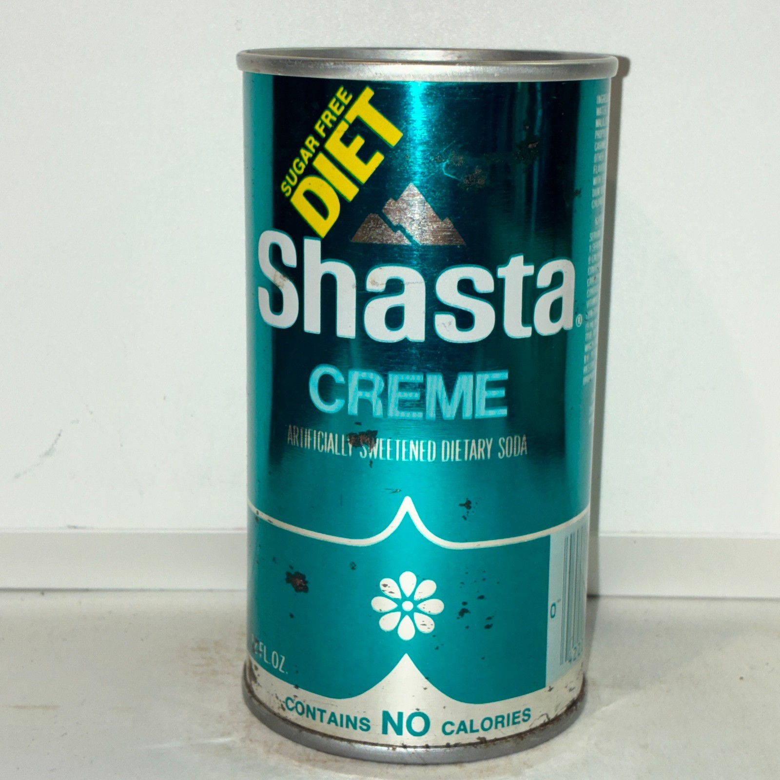 Shasta Diet Creme Soda can, straight steel, bottom opened