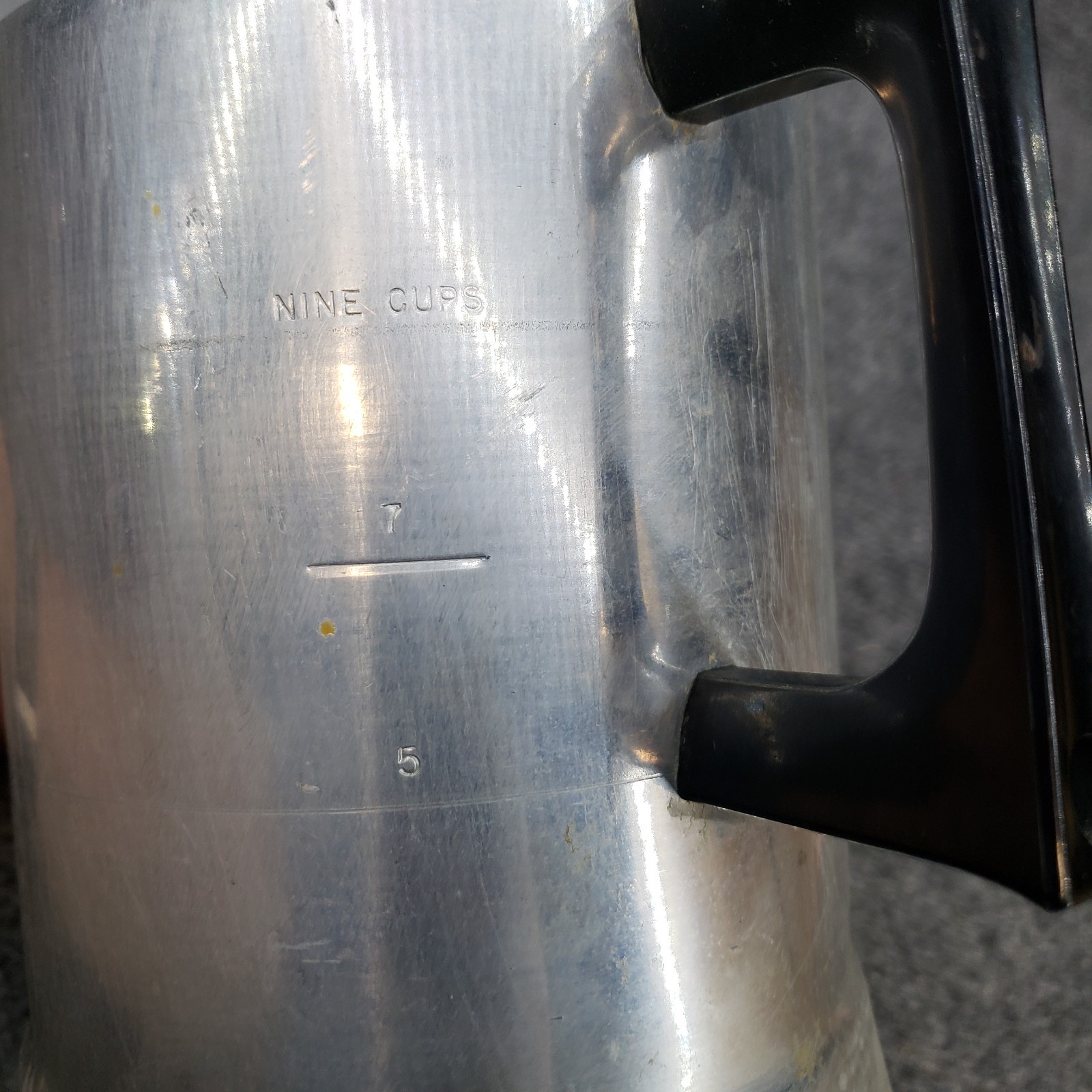 VINTAGE COMET STOVETOP ALUMINUM 9 CUP CAMPING COFFEE POT PERCOLATOR