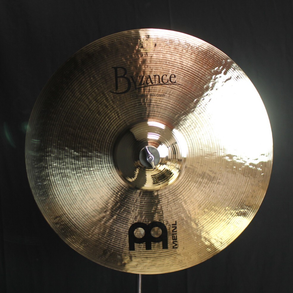 Meinl 18" Byzance Brilliant Medium Thin Crash - 1423g (video demo)