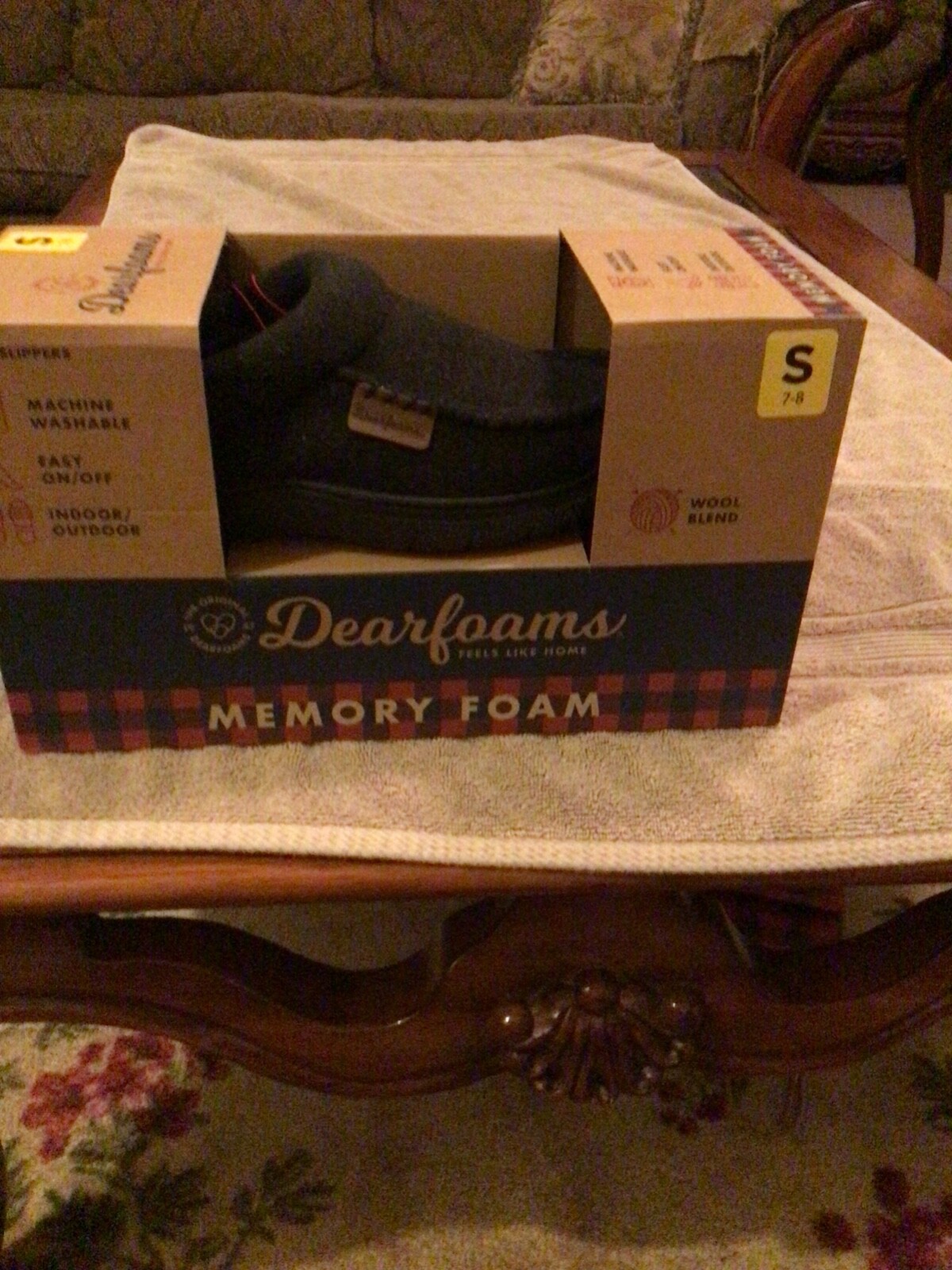 Dearfoams Black Mens Plush Memory Foam Slippers Size S(7-8) Machine washable 