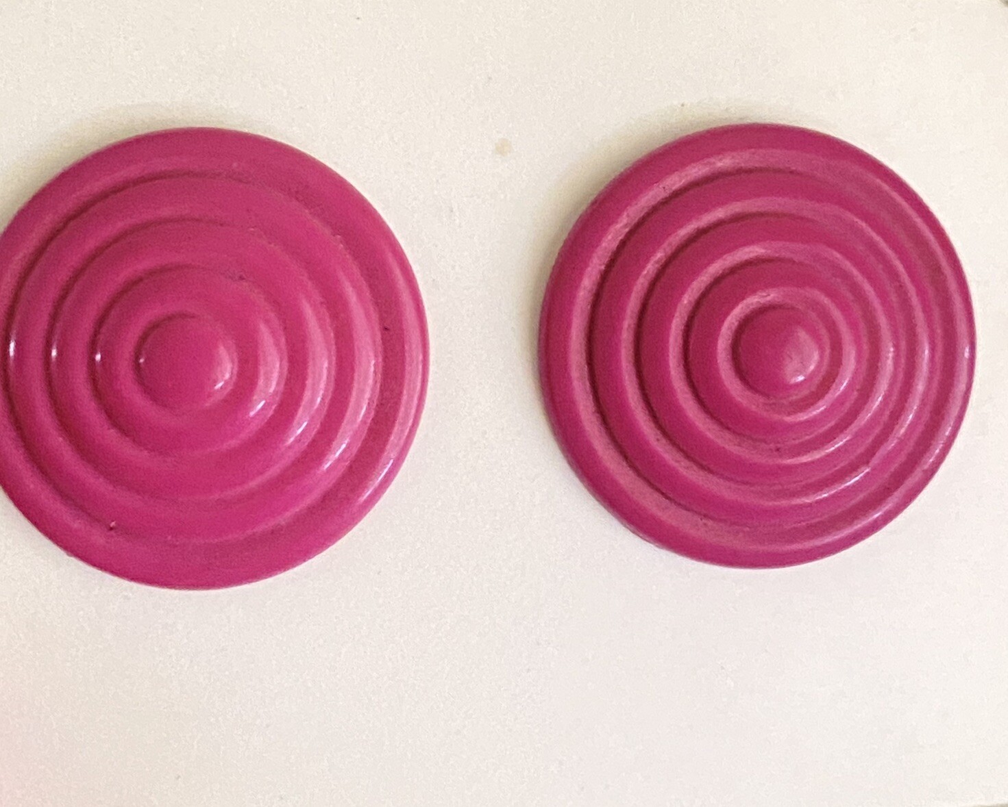 Vintage Large Round Pink Acrylic Circular Pattern Post Back Pierced Earrings