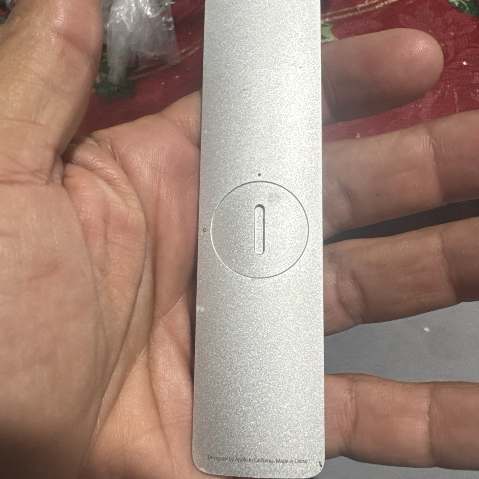 Genuine Apple Silver Remote for TV iPod iMac Macbook Pro Silver A1294