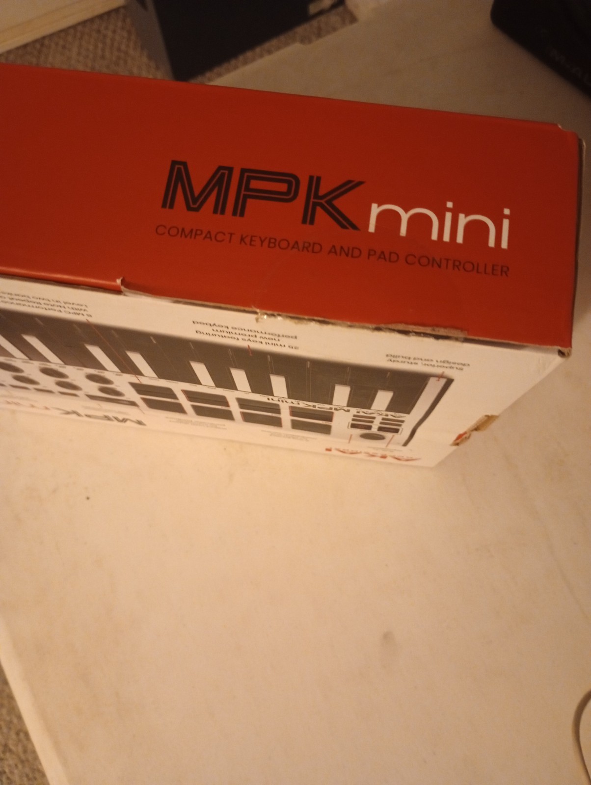 Akai Professional MPK Mini MK3 - 25 Key USB MIDI Keyboard-BRAND NEW w/MPC Beats