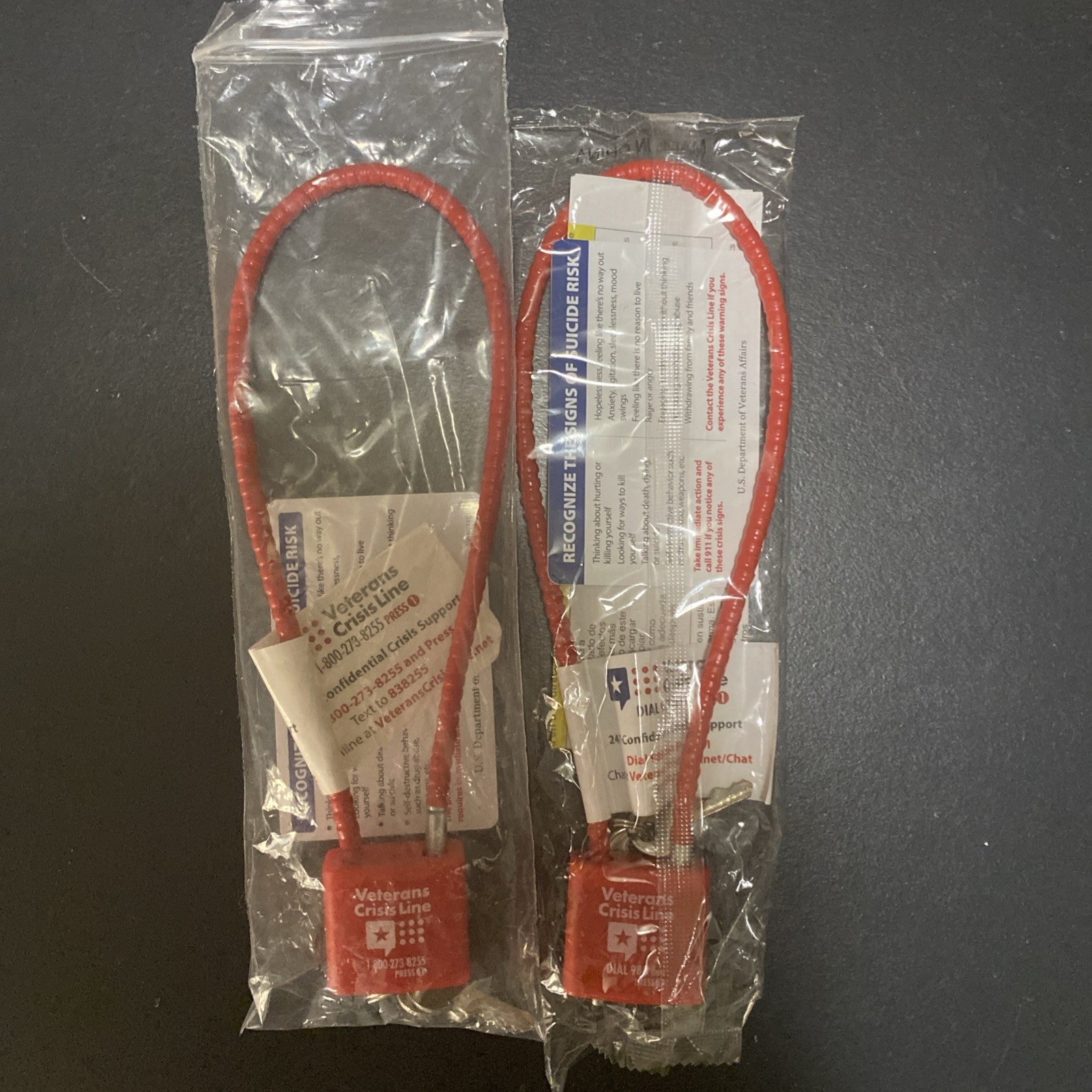 Veterans Confidential Crisis Line Cable Gun Lock with 2 Keys Red New