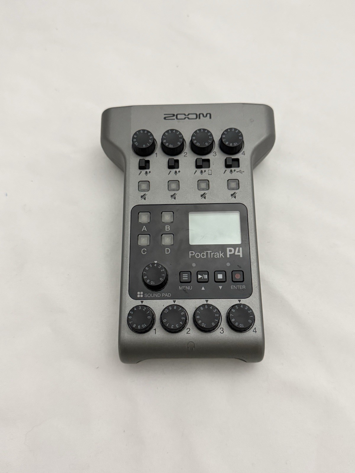 Zoom PodTrak Podcast Recorder P4 Unit Only Tested Works