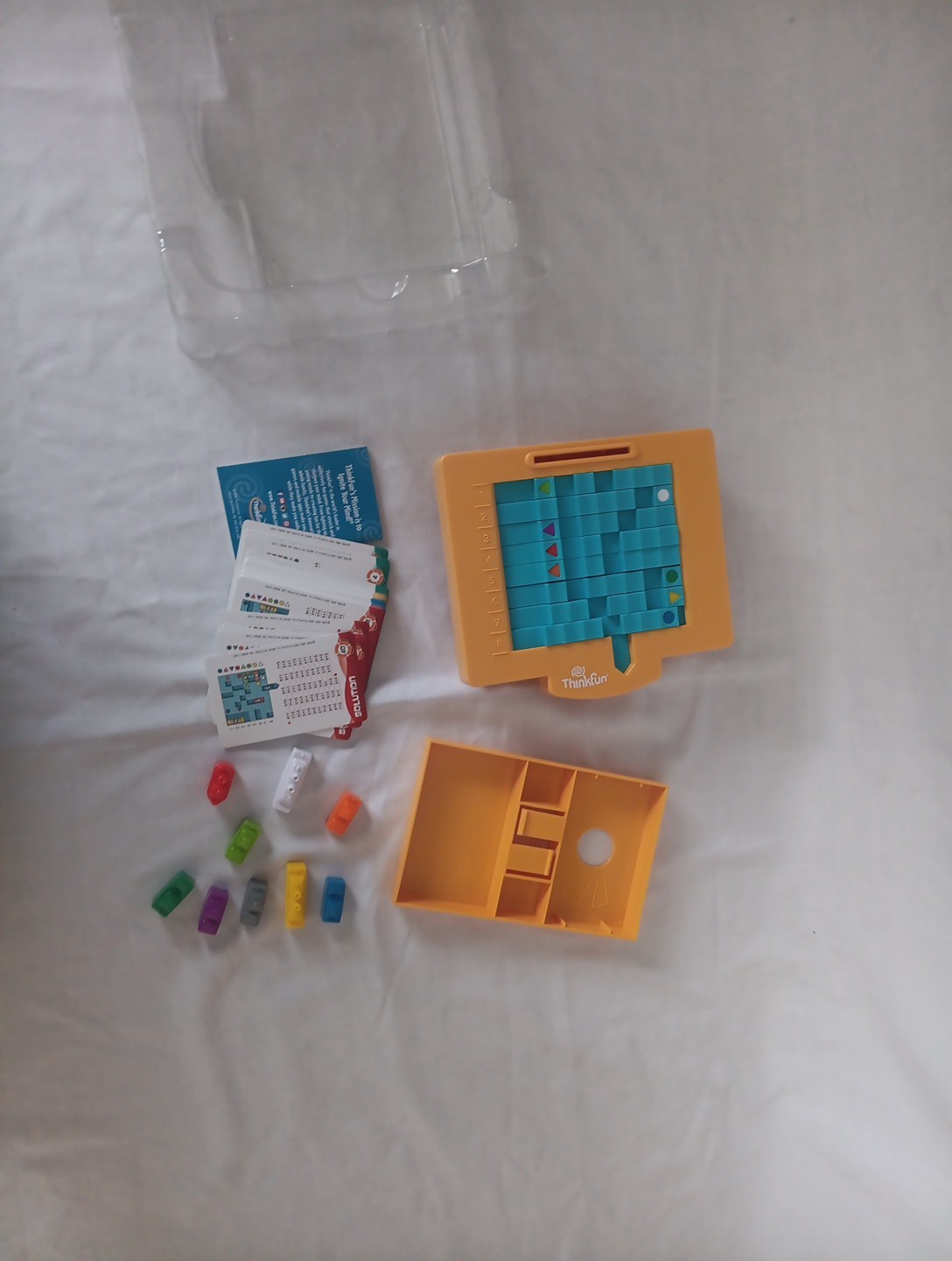 Think Fun Wave Breaker Shifting Seas Logic Game Complete with Box & Instructions