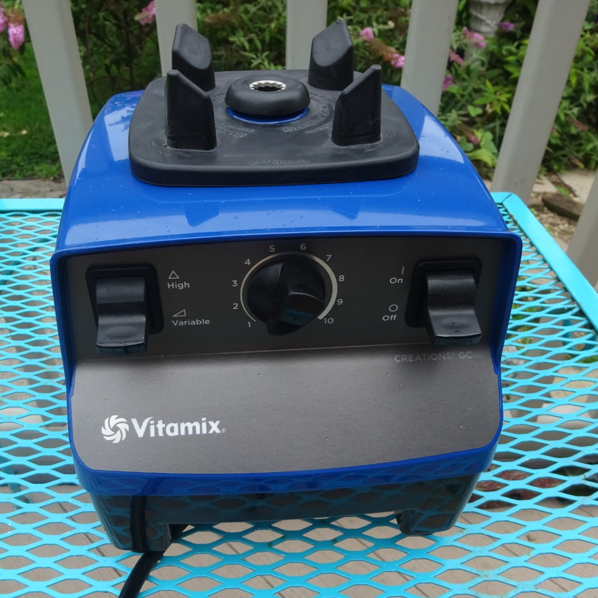 Vitamix Creations GC VM0103D Blue Blender 10 Speed Needs Drive Socket ? Parts