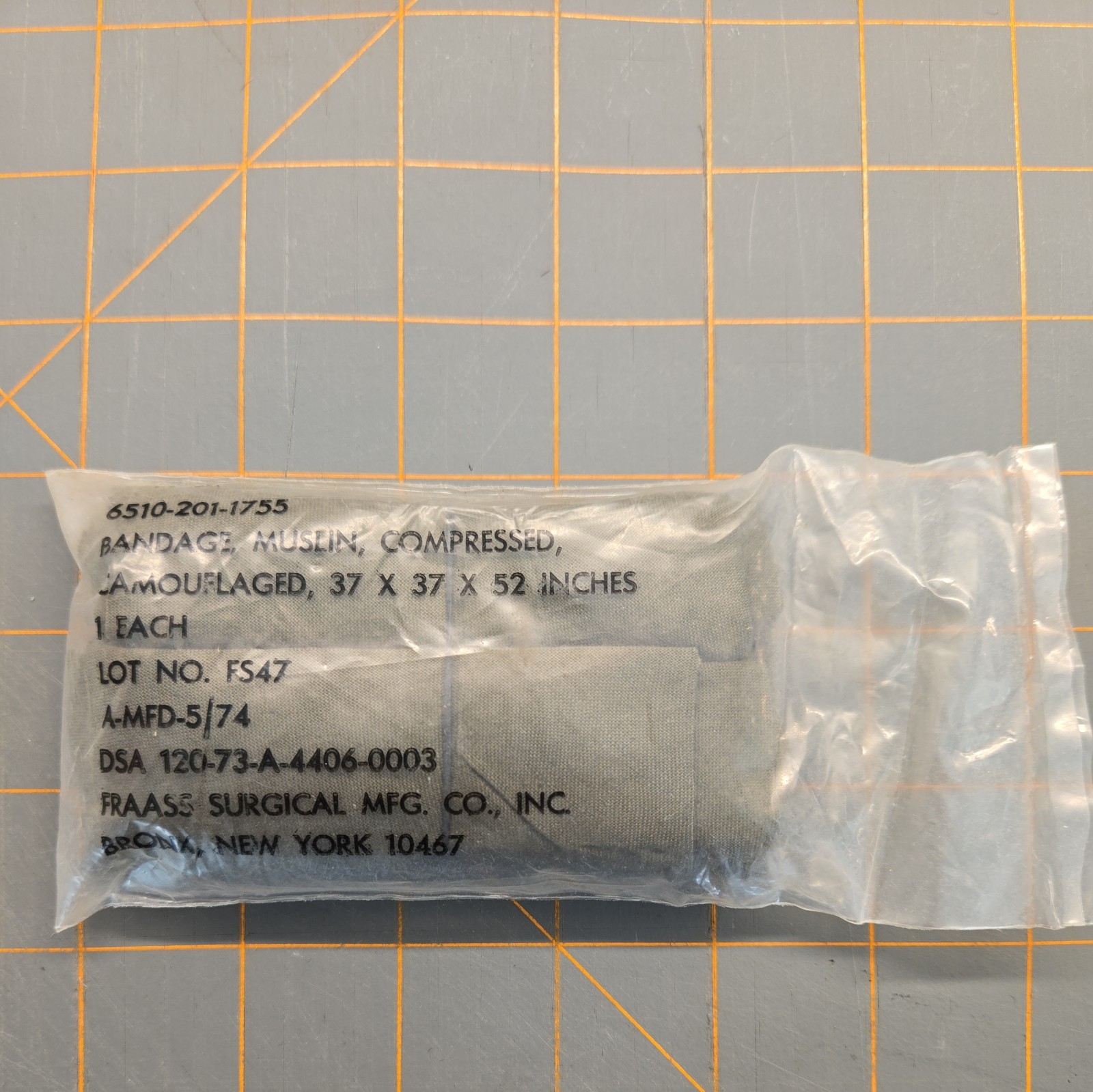 ORIGINAL VIETNAM WAR US ARMY FIRST AID MEDIC MEDICAL COMPRESSED BANDAGE-NOS