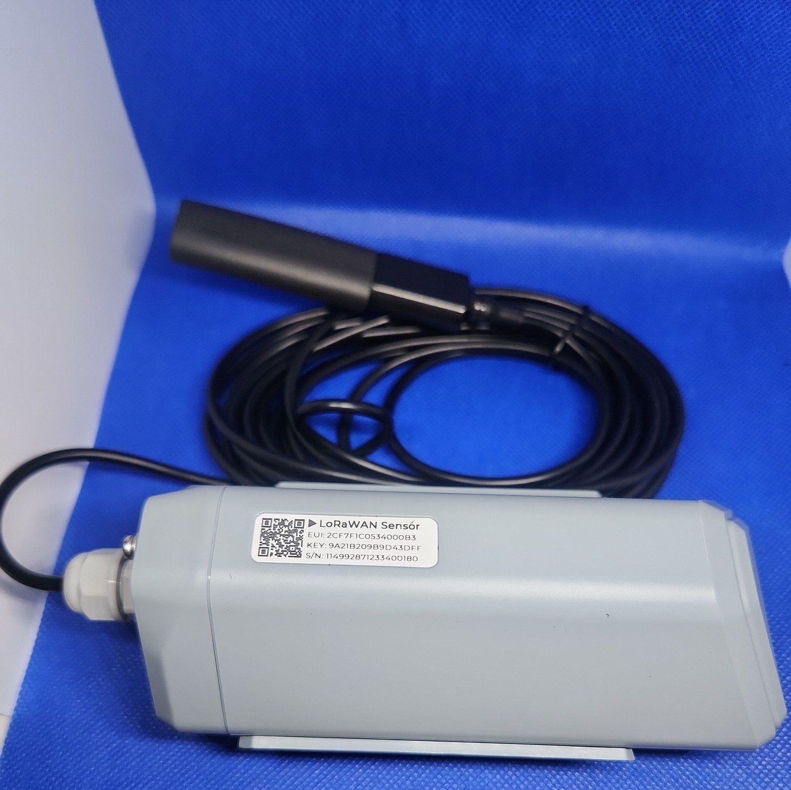 SenseCAP S2105 - LoRaWAN® Soil Moisture, Temperature and EC Sensor