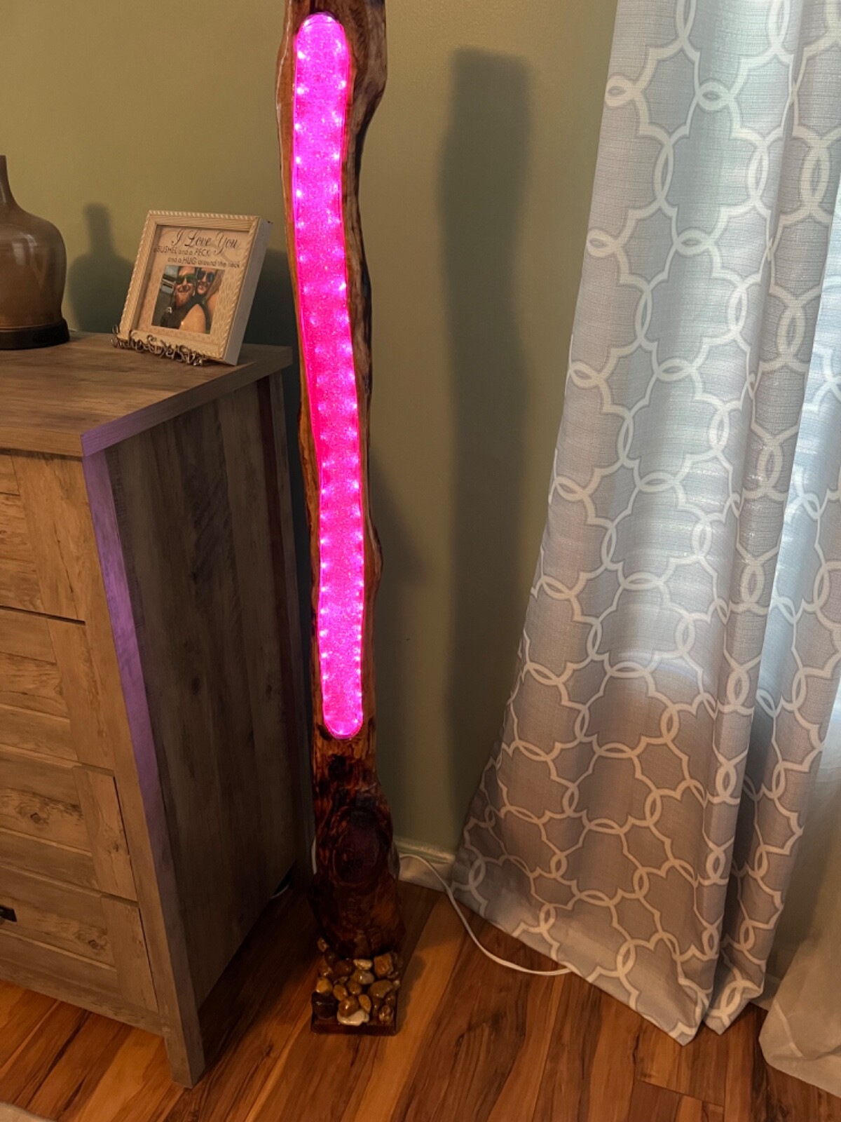 driftwood light home made epoxy reason with led light inside. Monster Bluetooth