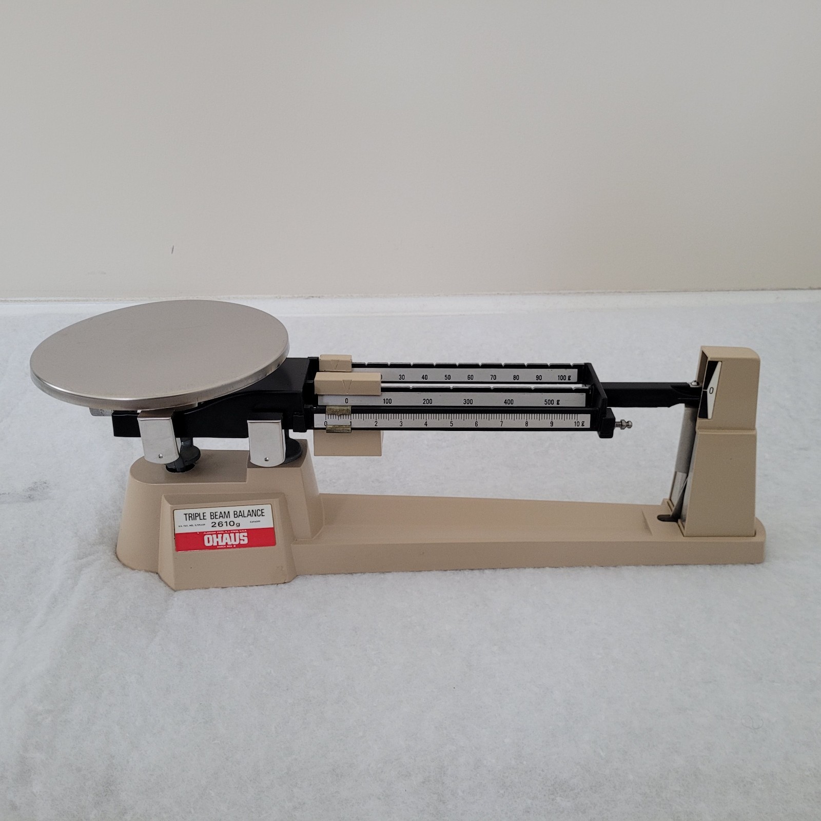 Ohaus Triple Beam Balance 2610g with built-in 3 sliding weights, 6" SS pan, USA.