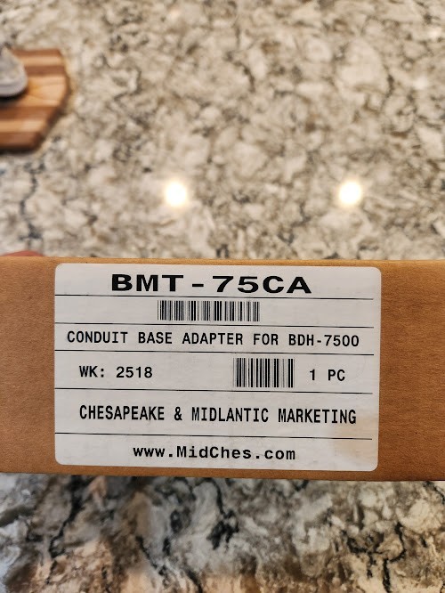 CHESAPEAKE & MIDATLANTIC MARKETING  BMT-75CA CONDUIT BASE ADAPTER New Open Box