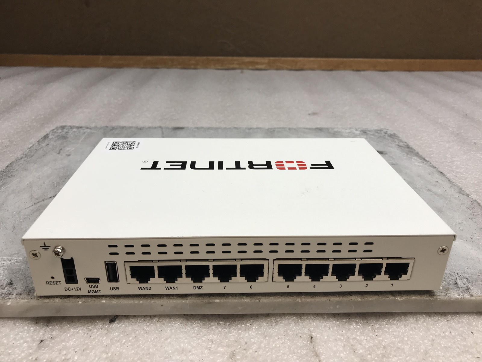 Fortinet FortiGate 60D FG-60D Firewall Security Appliance 12V